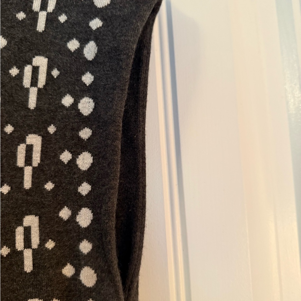 41 Hawthorn Dark Grey and White Geometric Midi Dress - Picture 5 of 11
